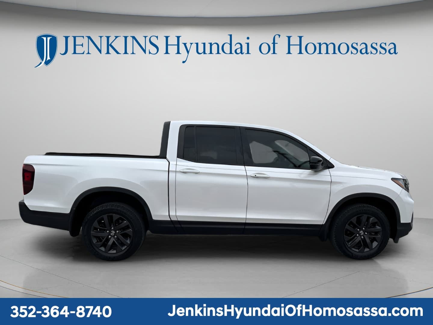 2023 Honda Ridgeline Sport — photo 1 of 30