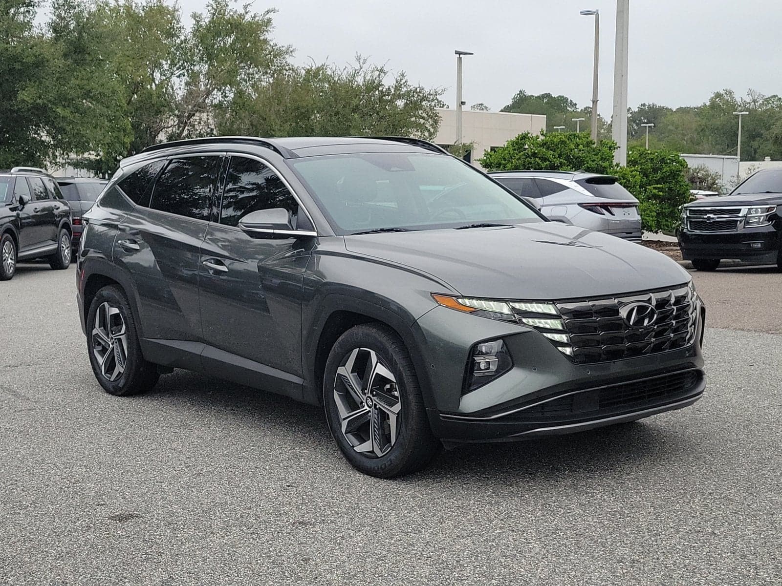 2022 Hyundai Tucson Limited — photo 1 of 44