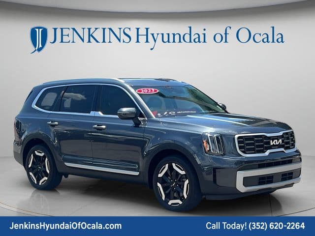 2023 Kia Telluride S — photo 1 of 36