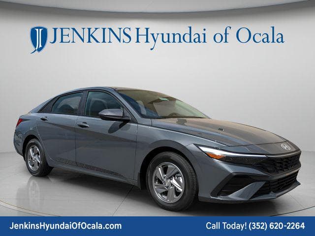 2026 Hyundai Elantra SE — photo 1 of 33