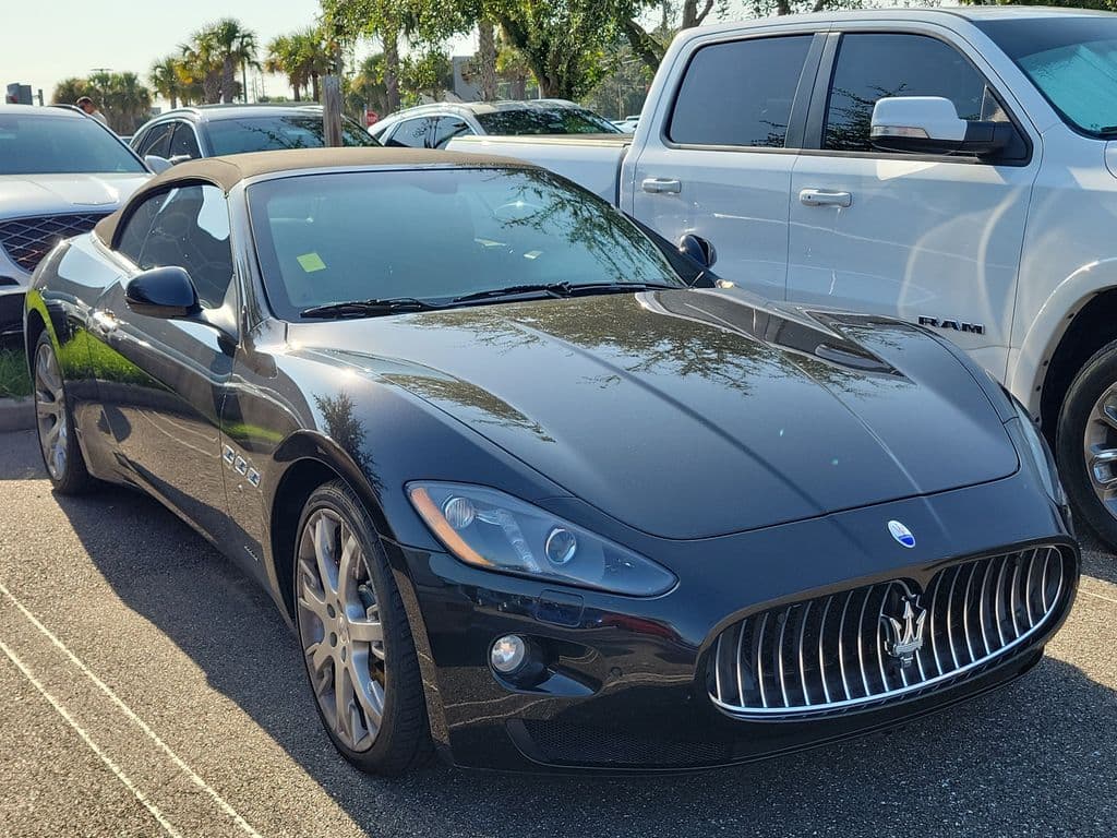 2014 Maserati Granturismo Base — photo 1 of 10