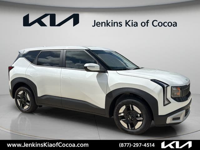 2027 Kia Seltos LX — photo 1 of 33