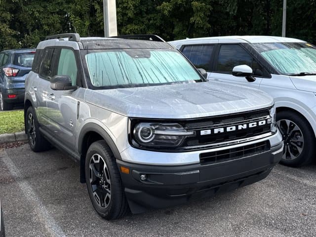 2023 Ford Bronco Sport Outer Banks — photo 1 of 11