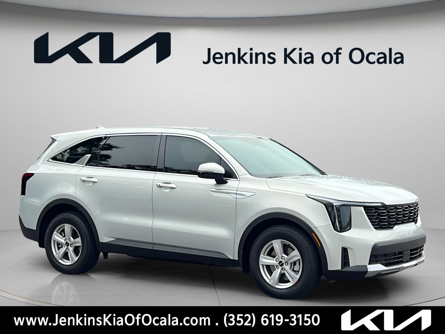 2026 Kia Sorento LX — photo 1 of 33