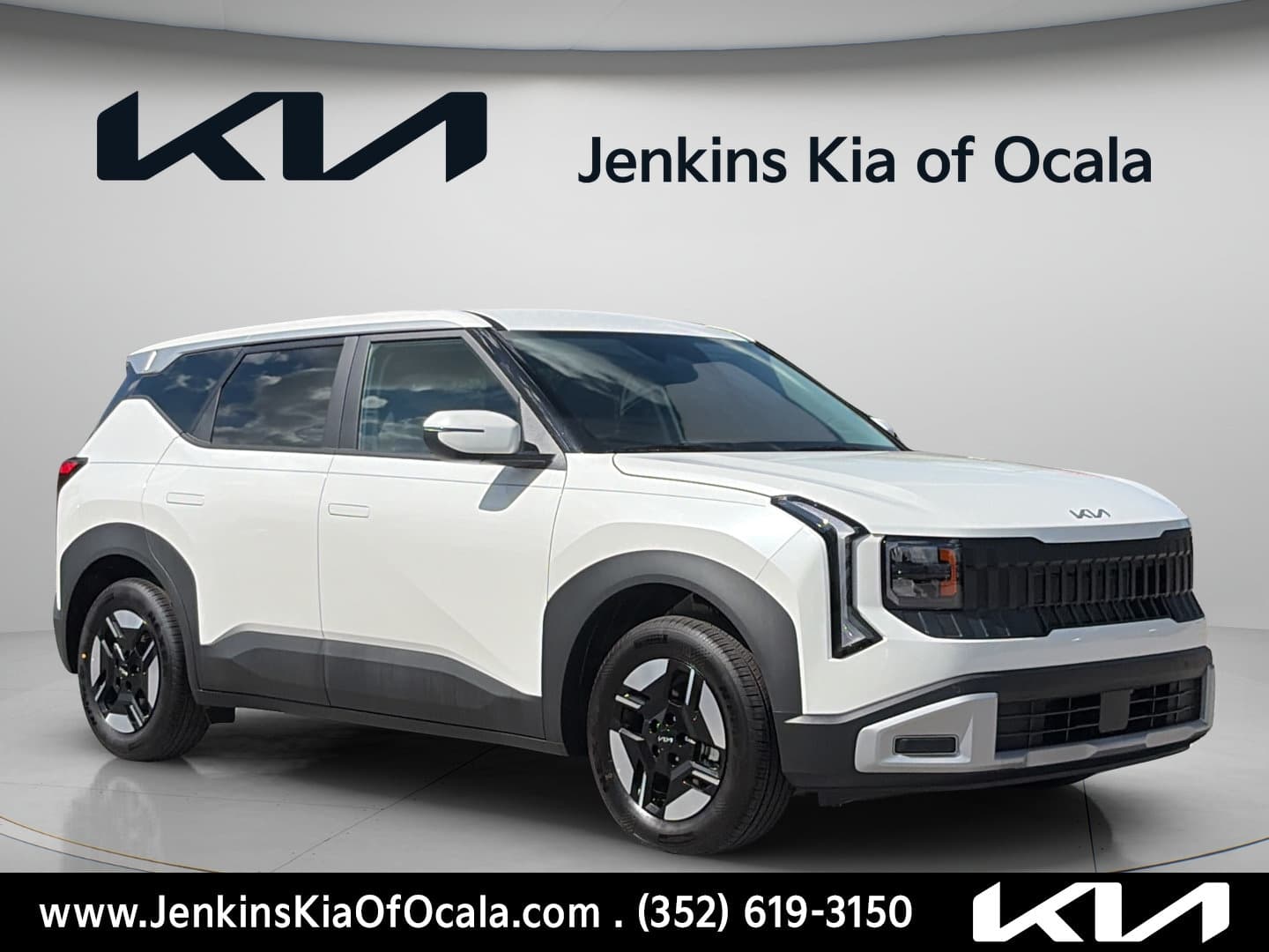 2027 Kia Seltos LX — photo 1 of 35