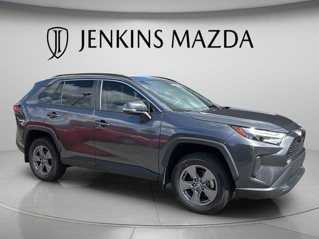 2024 Toyota RAV4 XLE — photo 1 of 28