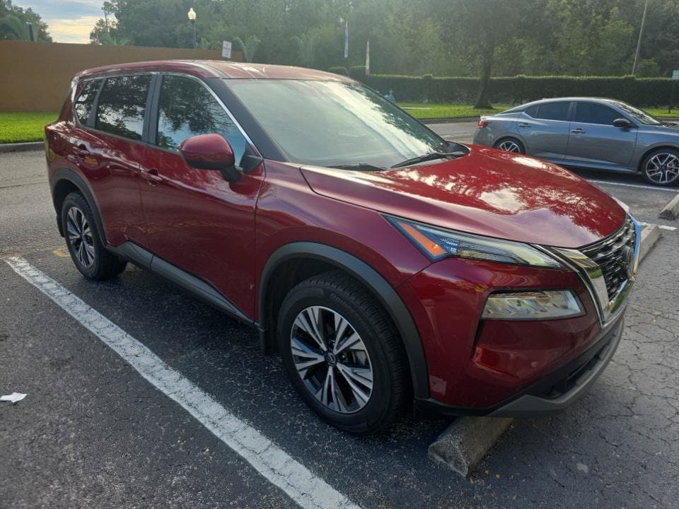 2023 Nissan Rogue SV — photo 1 of 5