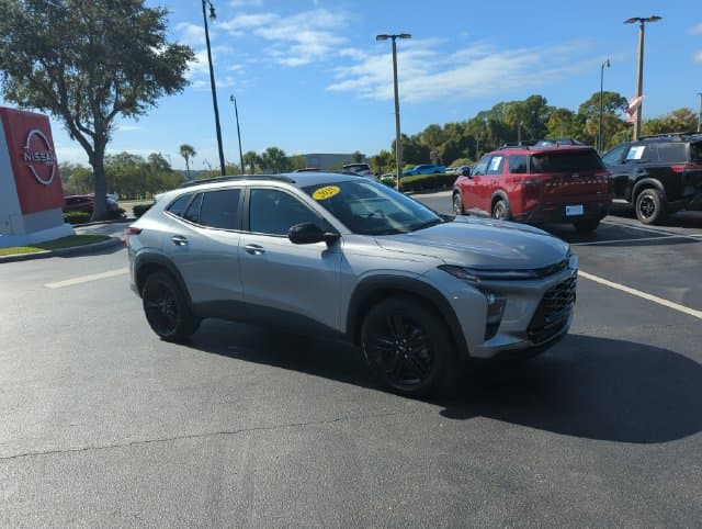 2025 Chevrolet Trax ACTIV — photo 1 of 49