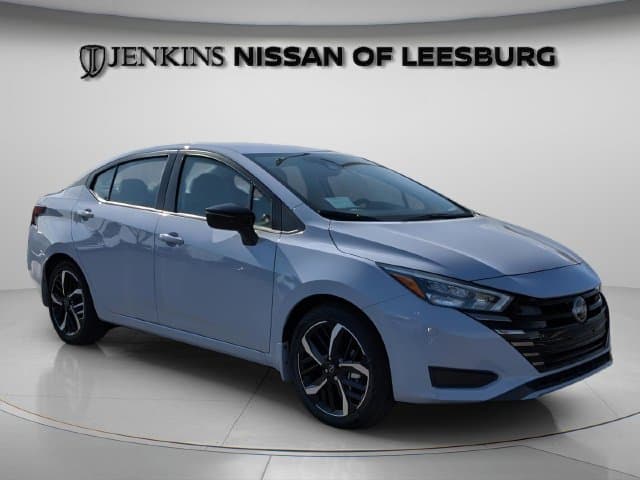 2025 Nissan Versa Base — photo 1 of 43