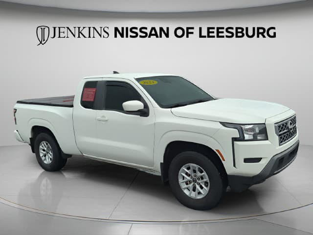 2024 Nissan Frontier SV — photo 1 of 47
