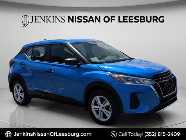 2025 Nissan Kicks Play S — photo 1 of 42
