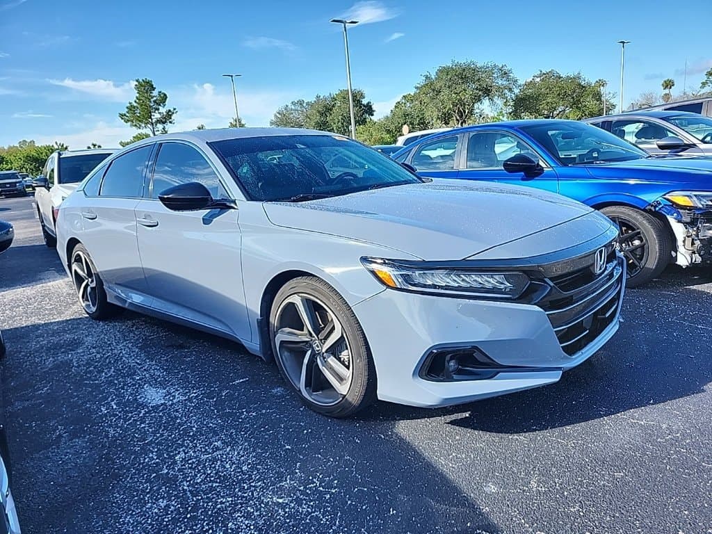 2022 Honda Accord Sedan Sport — photo 1 of 12
