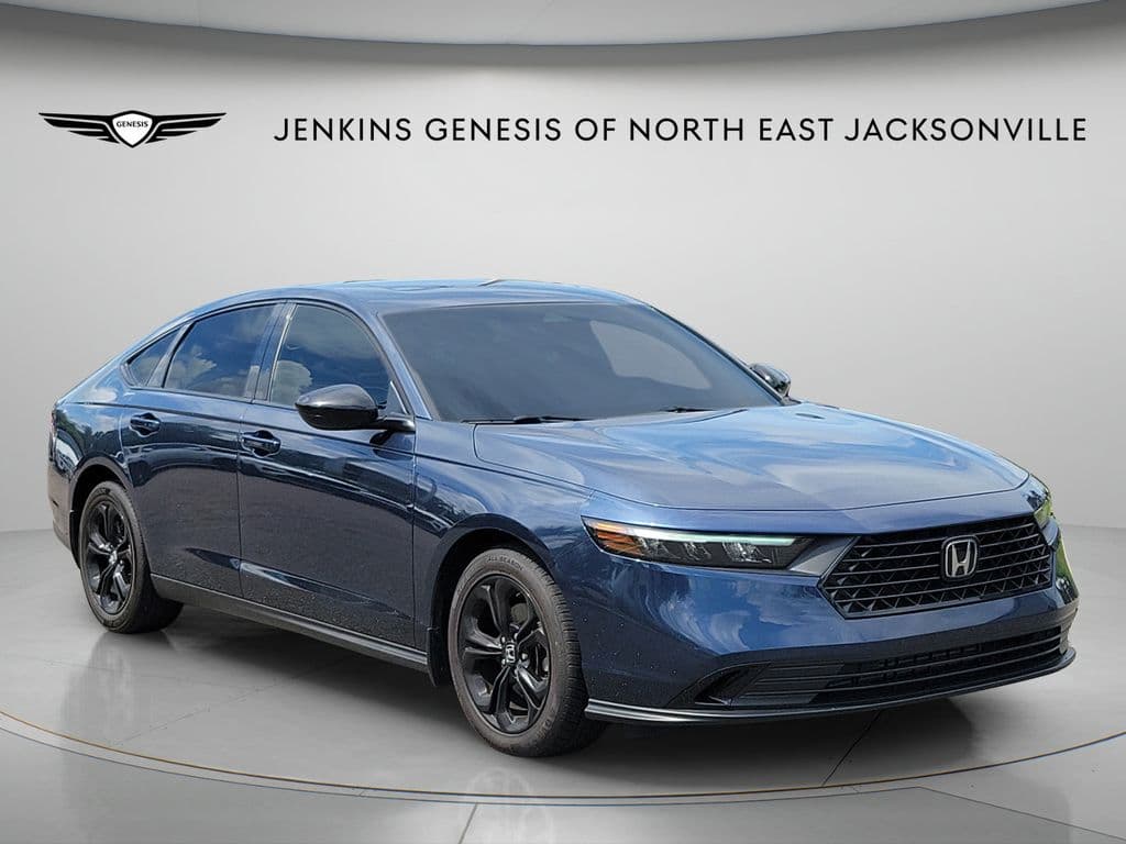 2025 Honda Accord Sedan SE — photo 1 of 40