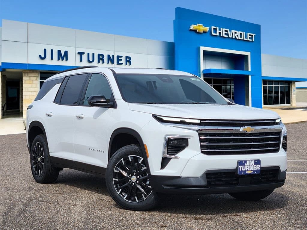 2026 Chevrolet Traverse LT — photo 1 of 33