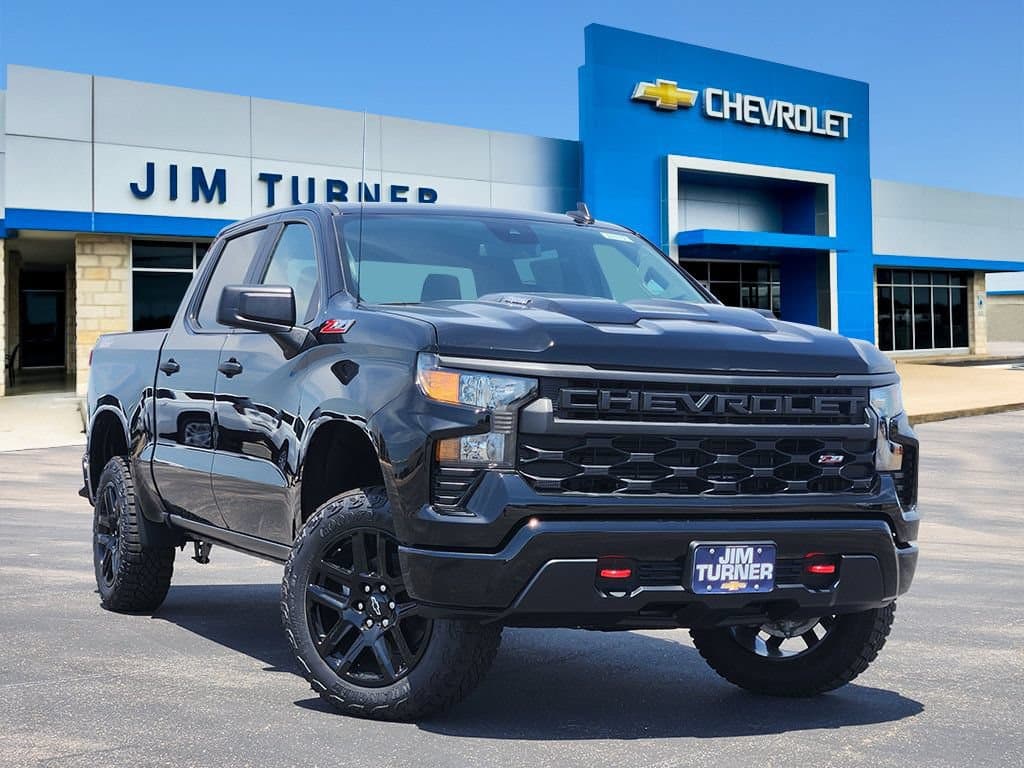 2026 Chevrolet Silverado 1500 Custom Trail Boss — photo 1 of 31
