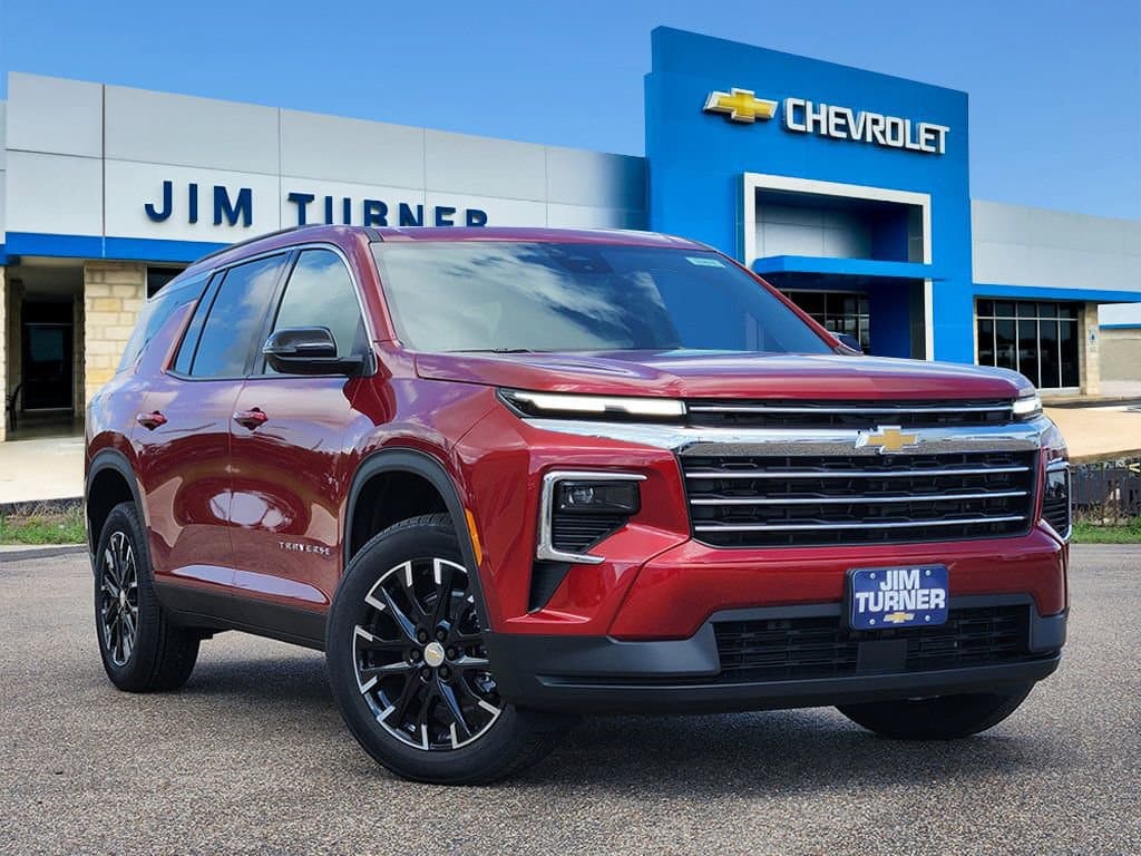 2026 Chevrolet Traverse LT — photo 1 of 32