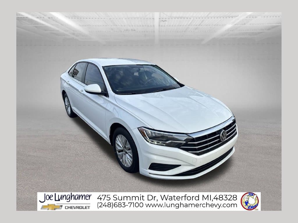 2020 Volkswagen Jetta S — photo 1 of 14