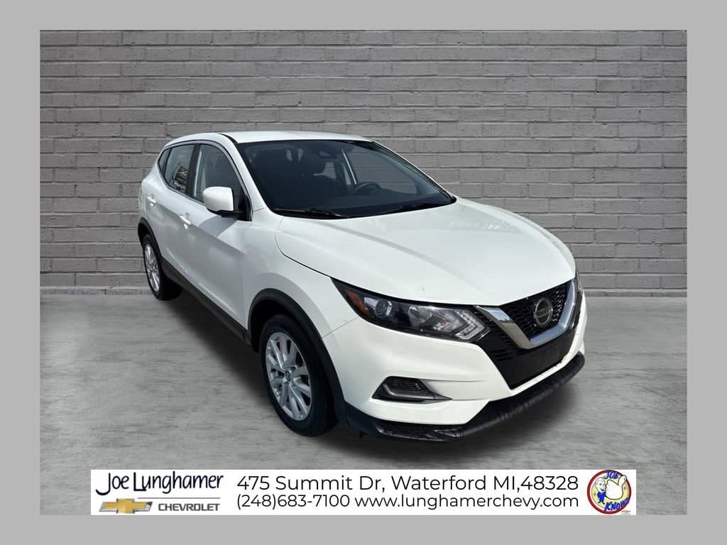 2021 Nissan Rogue Sport S — photo 1 of 15