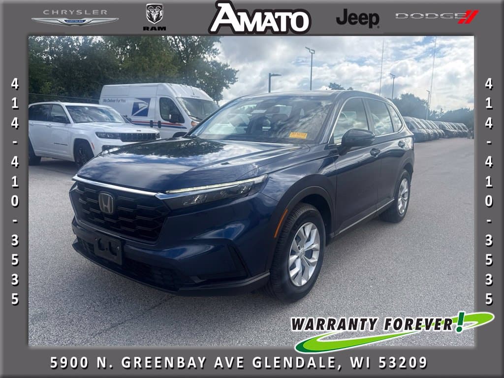 2023 Honda CR-V LX — photo 1 of 8