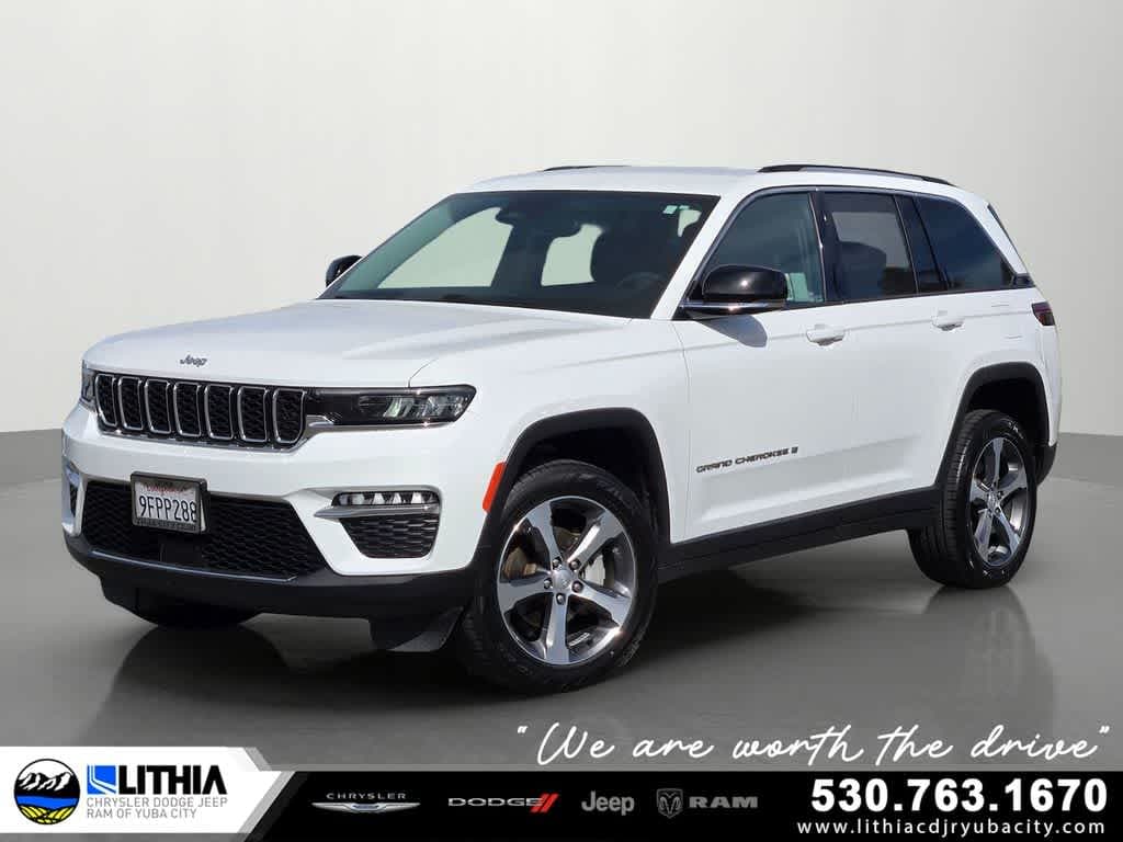 2023 Jeep Grand Cherokee Limited — photo 1 of 22