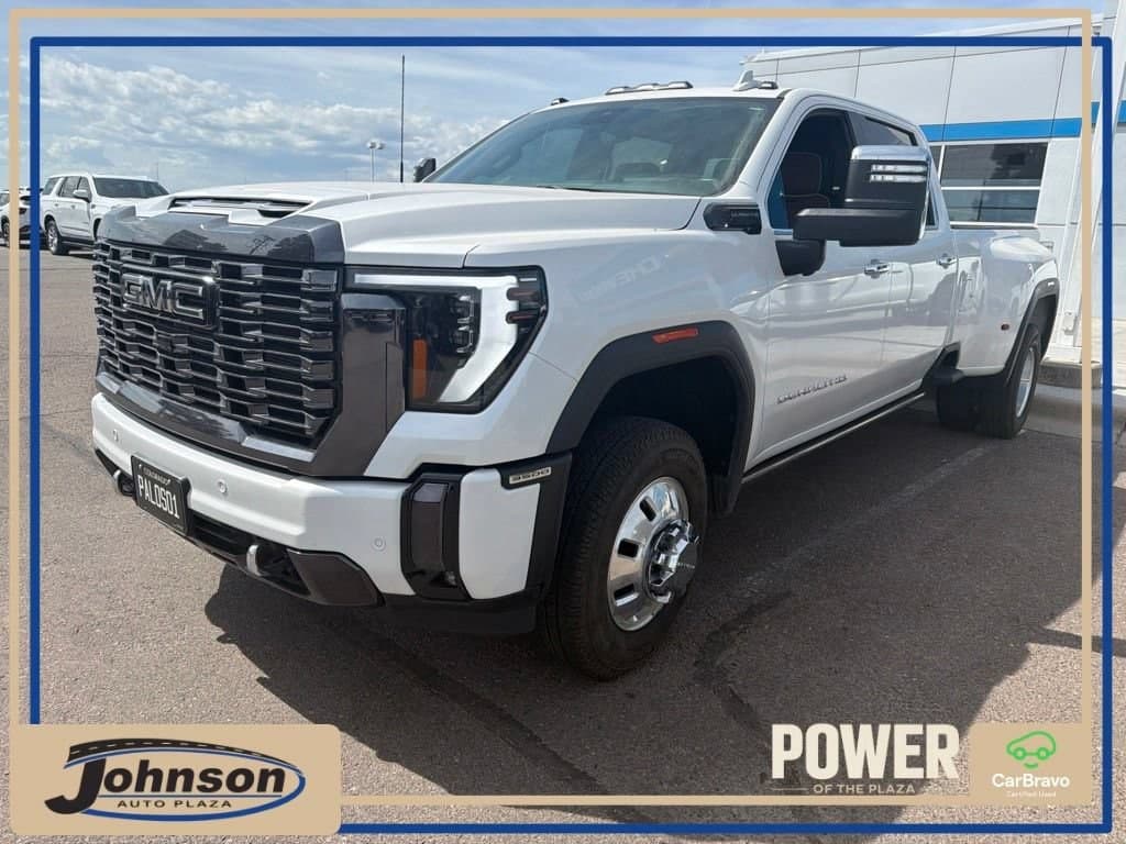 2024 GMC Sierra 3500HD Denali Ultimate — photo 1 of 4