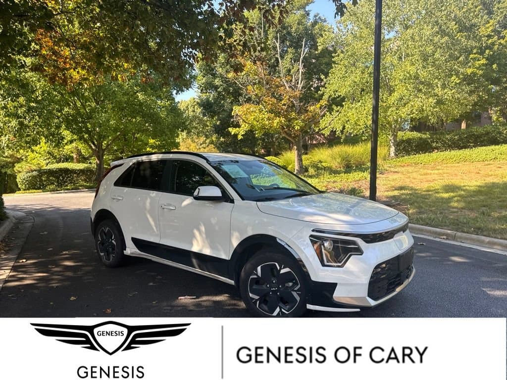 2023 Kia Niro EV Wind — photo 1 of 32