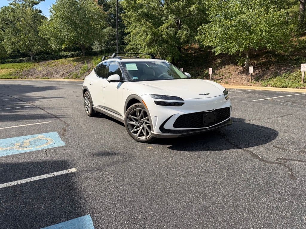 2024 Genesis GV60 Advanced — photo 1 of 23