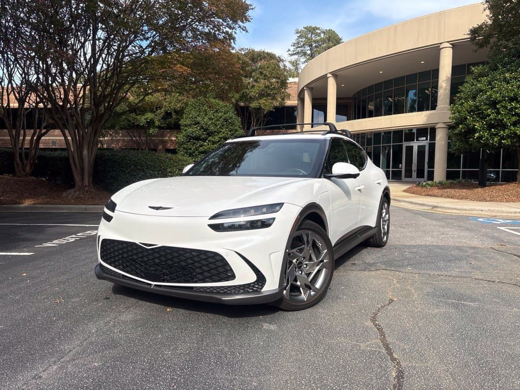 2024 Genesis GV60 Performance — photo 1 of 28