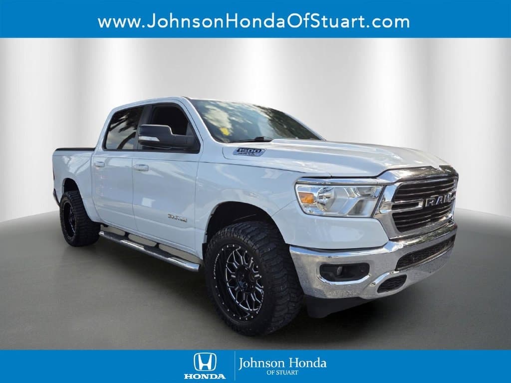 2021 RAM 1500 Base — photo 1 of 31
