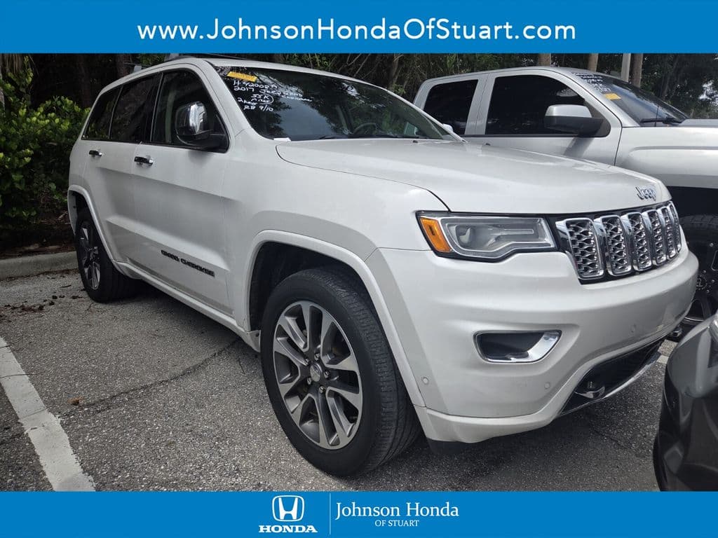 2017 Jeep Grand Cherokee Overland — photo 1 of 5
