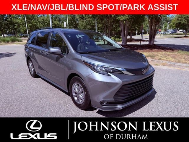2026 Toyota Sienna XLE — photo 1 of 26