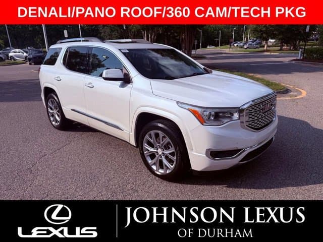 2017 GMC Acadia Denali — photo 1 of 26