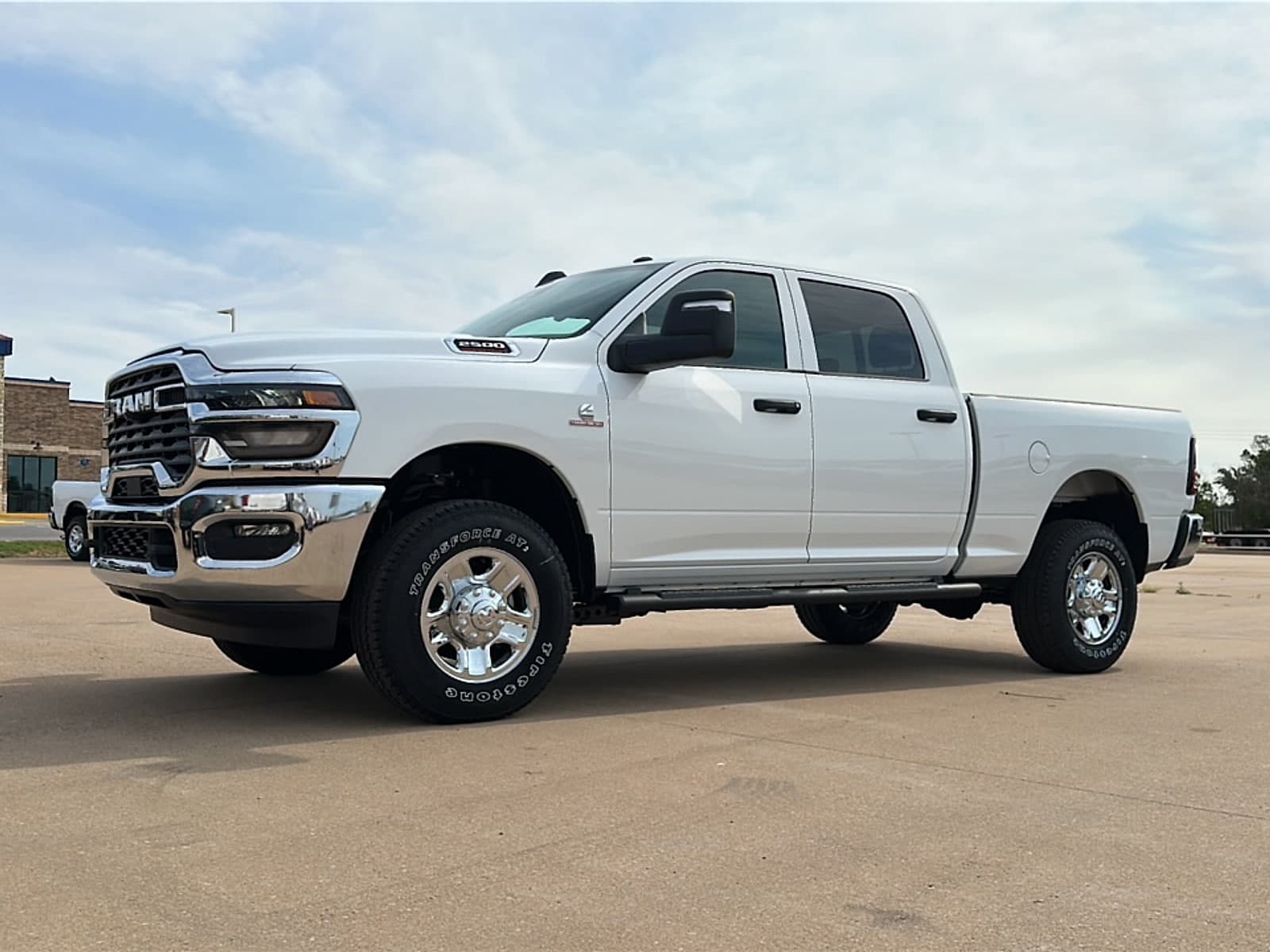 2027 RAM 2500 Tradesman — photo 1 of 28