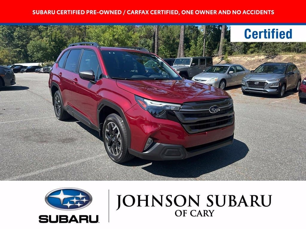 2025 Subaru Forester Premium — photo 1 of 19