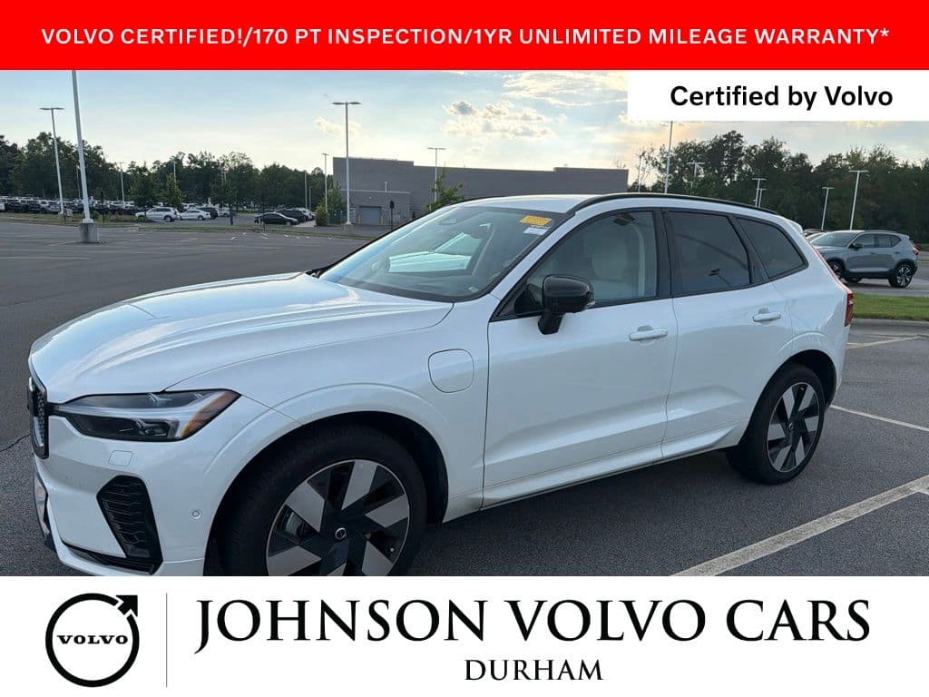 2025 Volvo XC60 Plug-In Hybrid Ultra — photo 1 of 18