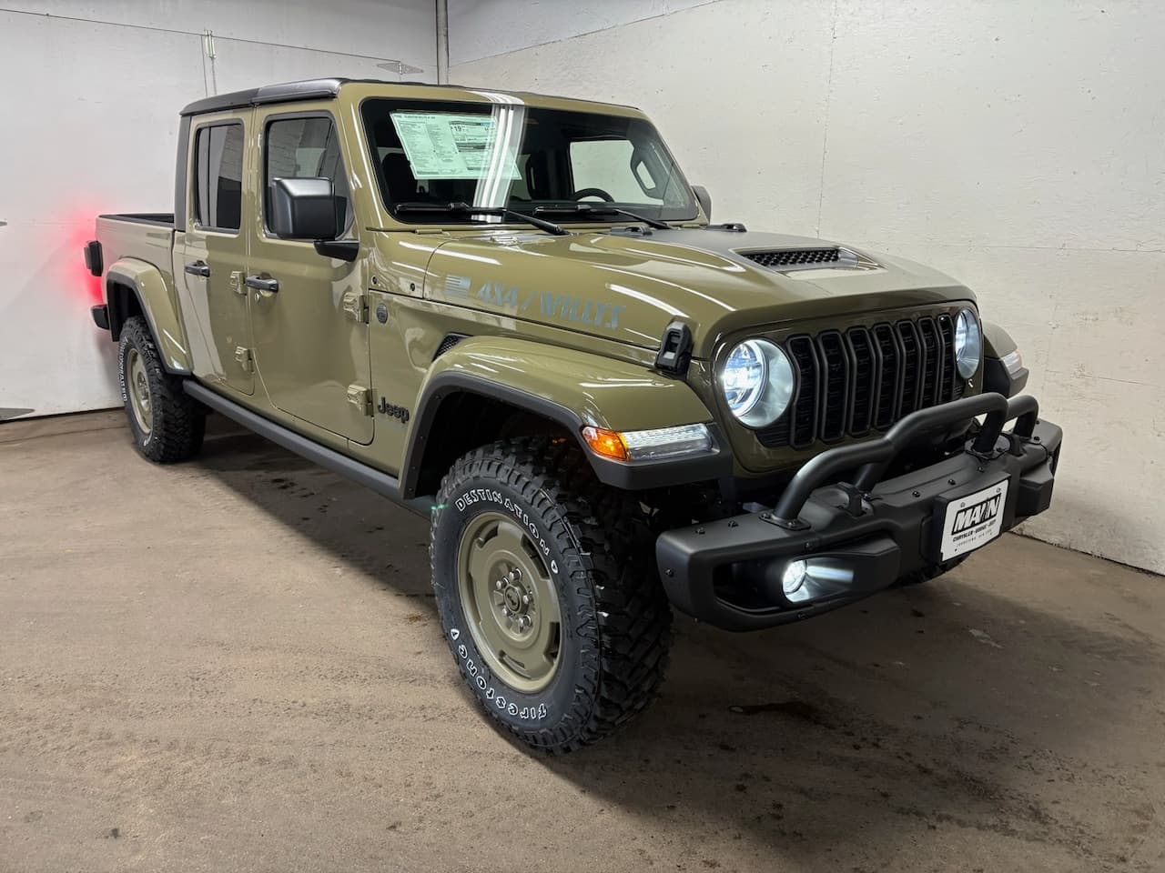 2026 Jeep Gladiator WILLYS '41 4X4 — photo 1 of 34