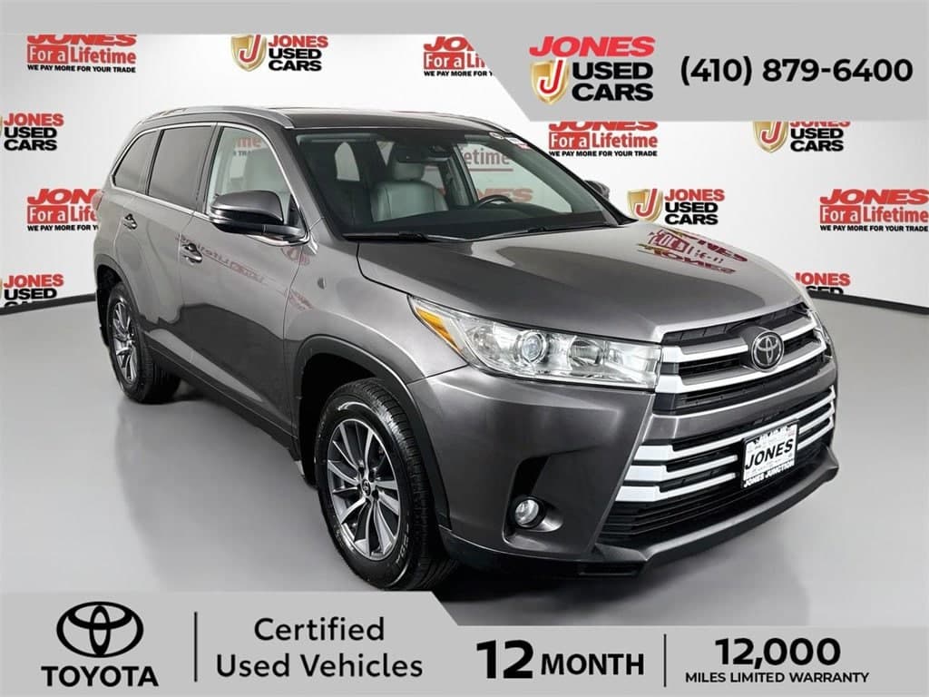 2019 Toyota Highlander XLE — photo 1 of 37