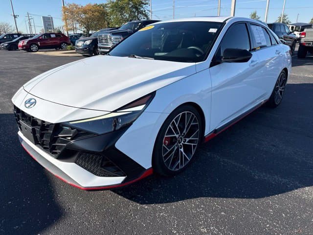 2022 Hyundai Elantra N Base — photo 1 of 10
