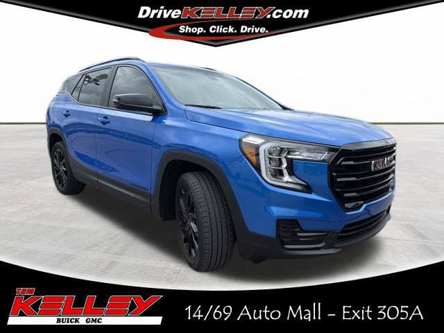 2024 GMC Terrain SLE — photo 1 of 18