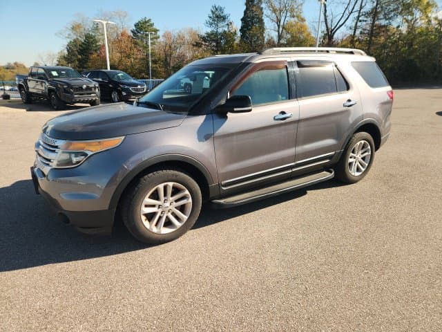 2014 Ford Explorer XLT — photo 1 of 9