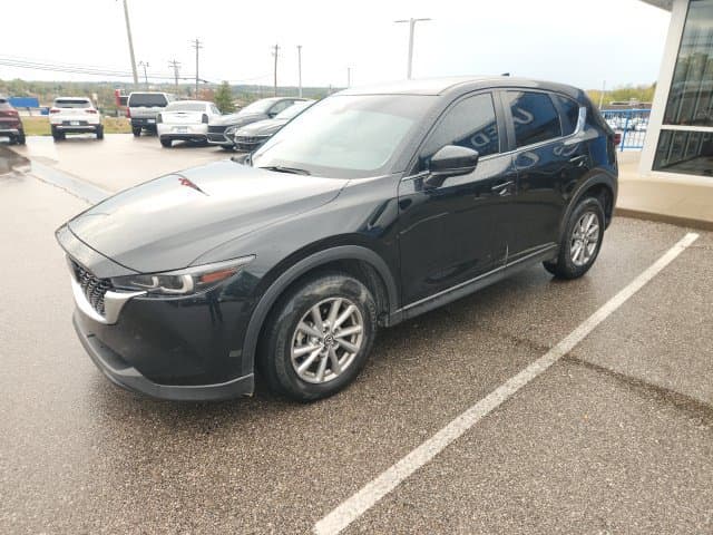 2022 Mazda CX-5 2.5 S Select Package — photo 1 of 13