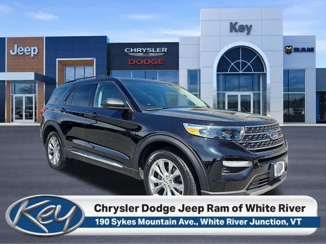 2022 Ford Explorer XLT — photo 1 of 38