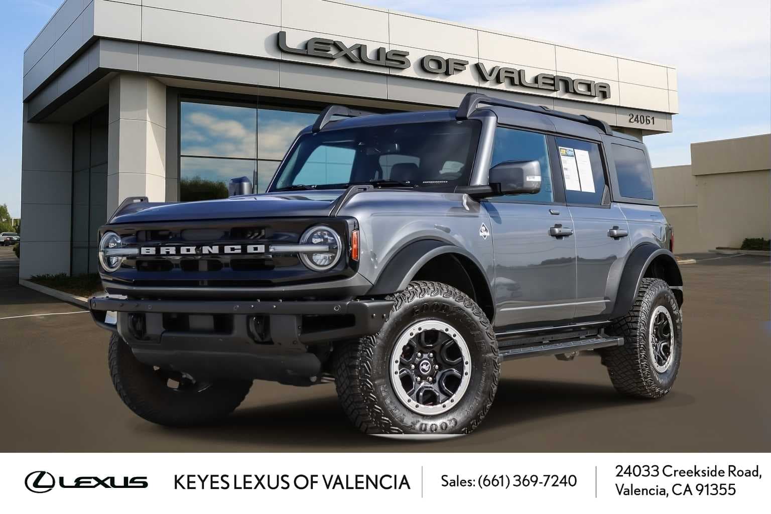 2022 Ford Bronco Base — photo 1 of 31