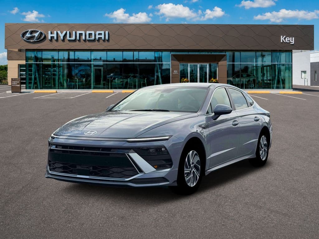 2026 Hyundai Sonata Hybrid Blue — photo 1 of 19