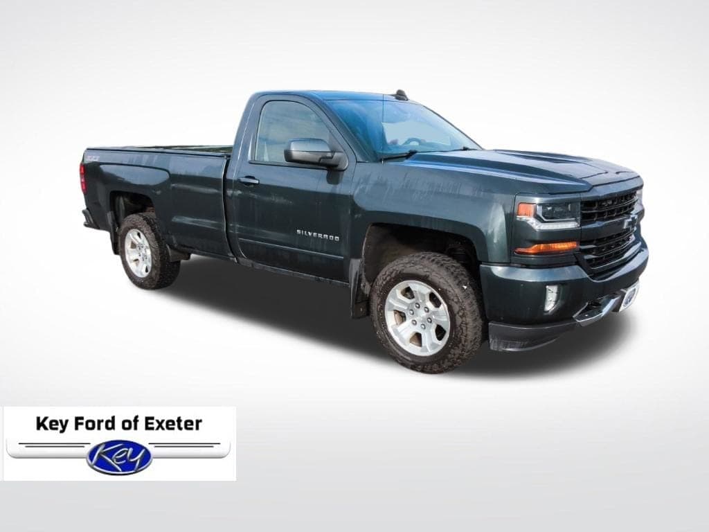 2017 Chevrolet Silverado 1500 LT — photo 1 of 30