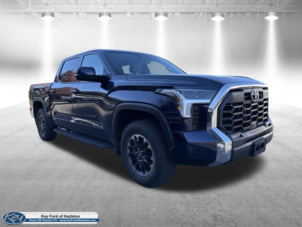 2025 Toyota Tundra 4WD SR5 — photo 1 of 35
