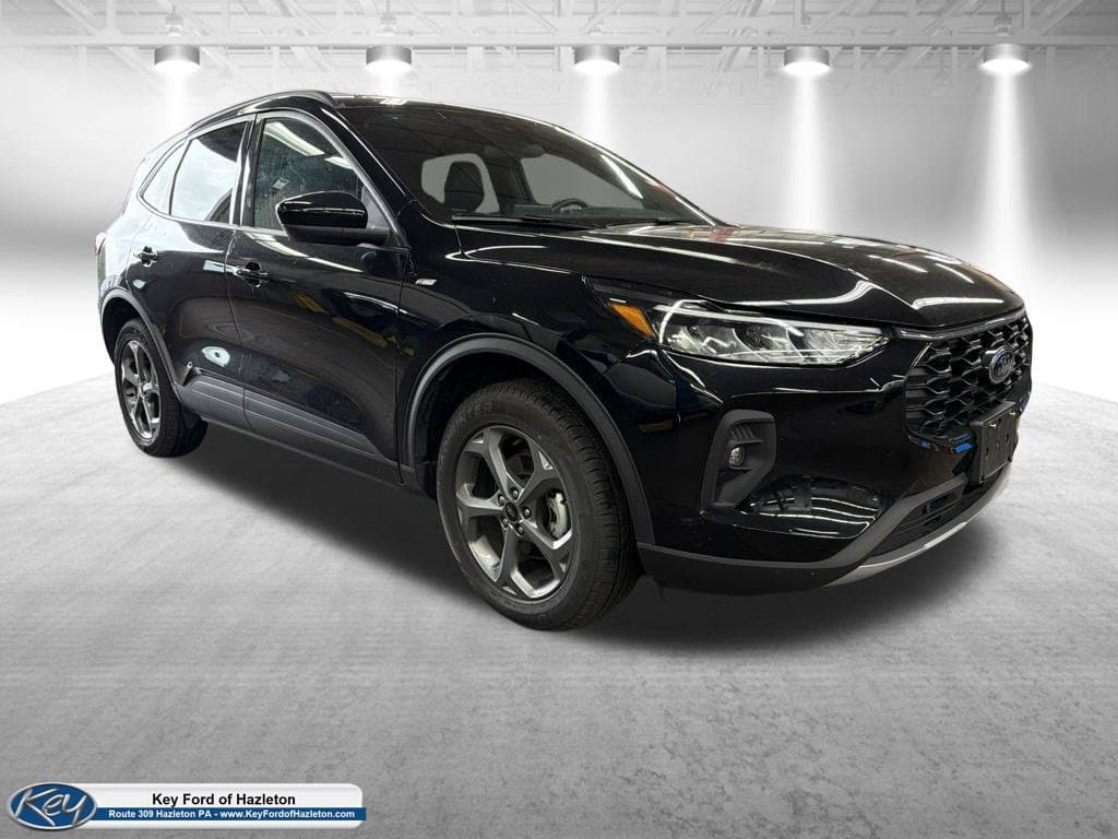 2025 Ford Escape ST-Line Select — photo 1 of 37