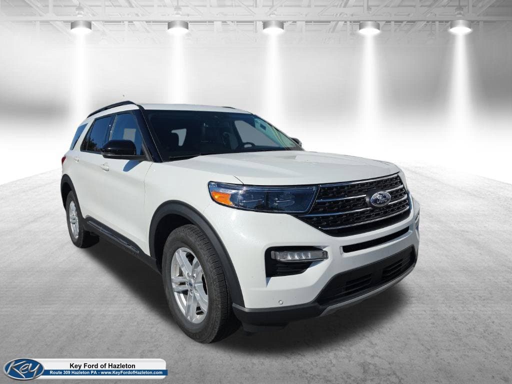 2024 Ford Explorer XLT — photo 1 of 53