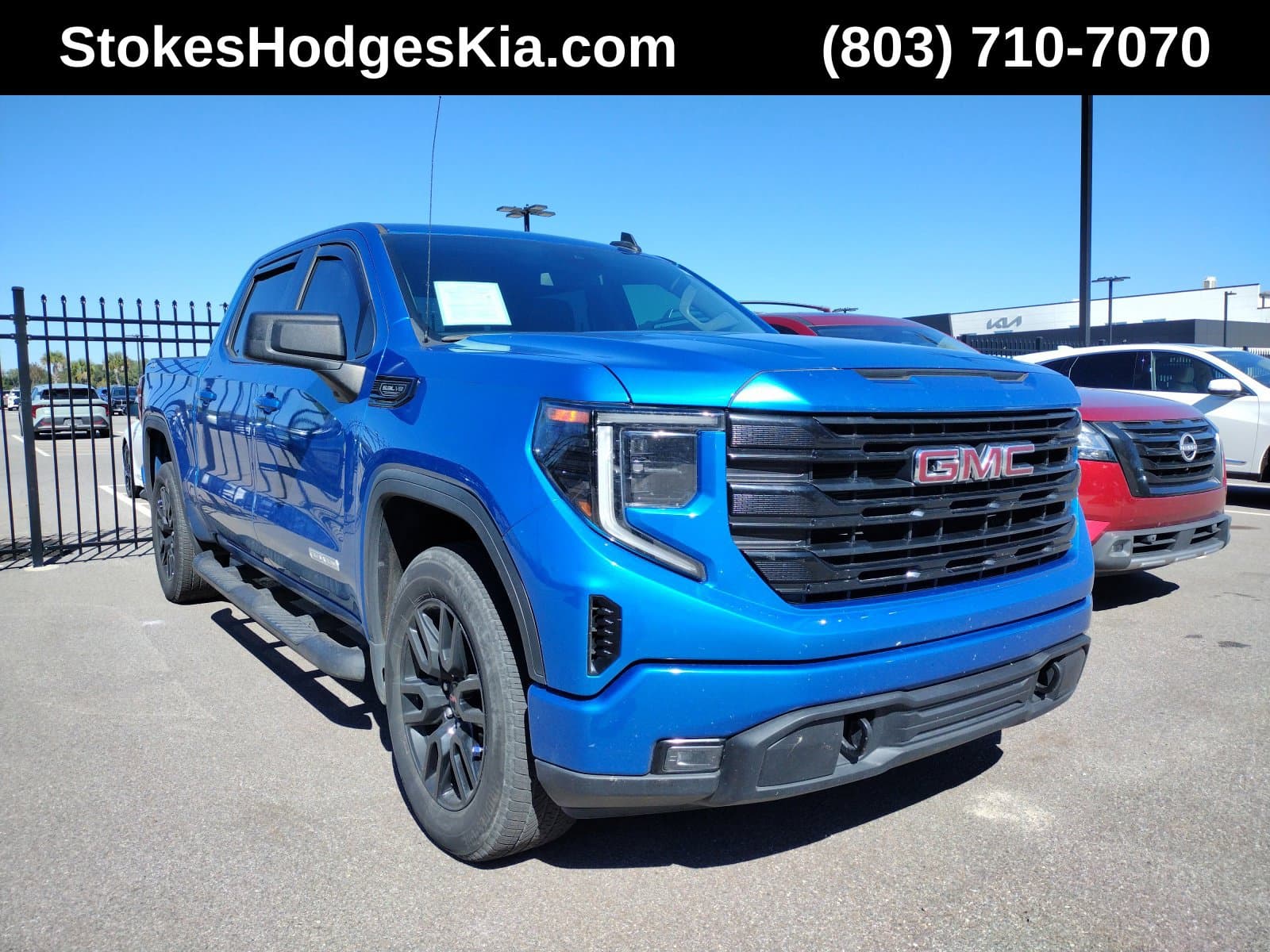 2024 GMC Sierra 1500 Base — photo 1 of 5