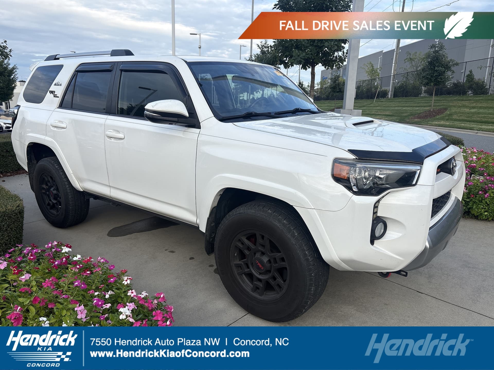 2018 Toyota 4Runner TRD Off Road Premium — photo 1 of 10